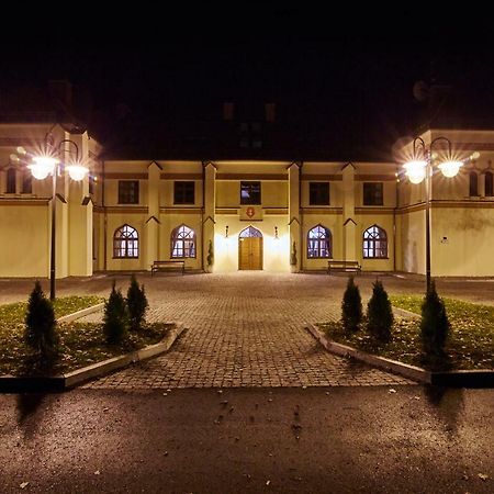 Centrum Obslugi Turysty Kordegarda Raczki  Exteriör bild